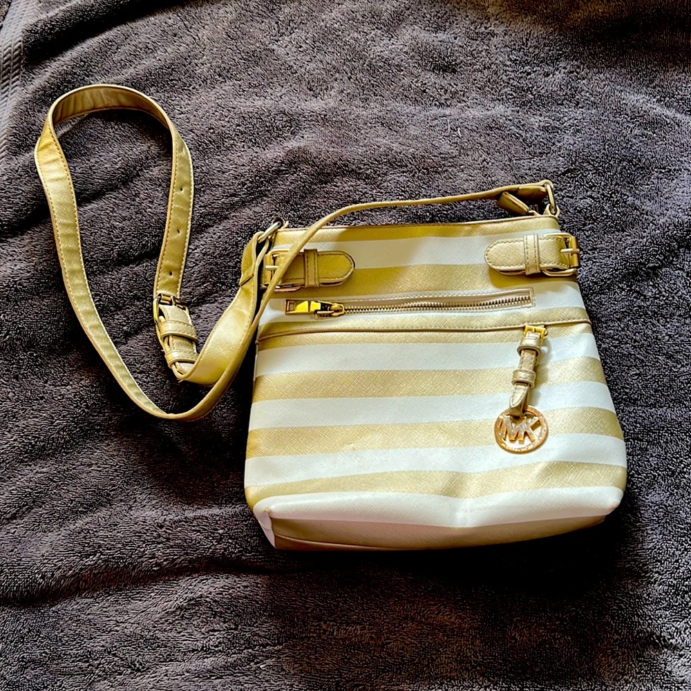 MK purse